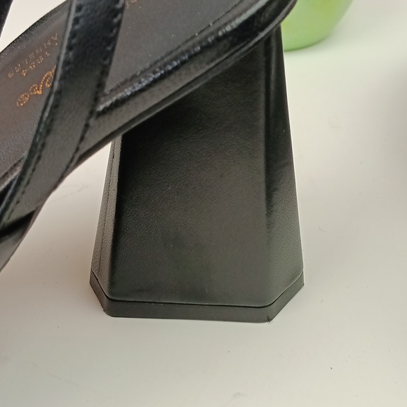 Seychelles Rumor Has It Black Slingback Point Toe Leather Heels sz 8.5 - Picture 11 of 12